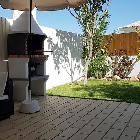 Magnific Studio With A Cozy Garden, 5 Minutes To The Beach Albufeira Exterior photo