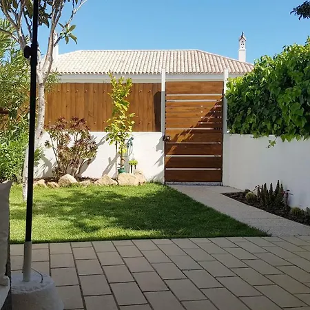 Magnific Studio With A Cozy Garden, 5 Minutes To The Beach Albufeira Exterior photo