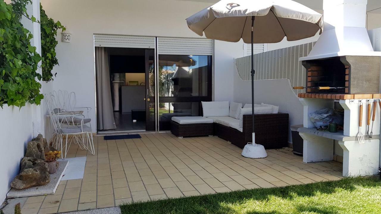 Magnific With A Cozy Garden, 5 Minutes To The Apartment Albufeira